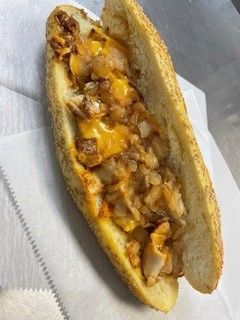 CHICKEN CHEESESTEAK